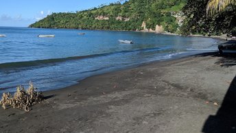 Saint Vincent, Chateaubelair beach