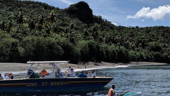 Saint Vincent, Mt. Wynne beach