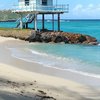 Union Island, Belmont Bay beach, stilt house