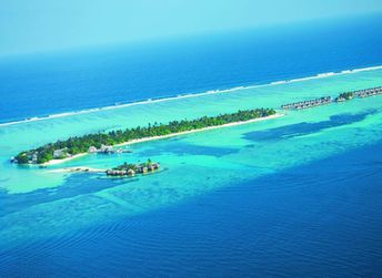 Maldives, Four Seasons (Kuda Huraa) beach, aerial view