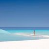 Maldives, Four Seasons (Landaa Giraavaru) beach, on the sea