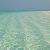 Maldives, Oe Dhuni Finolhu sandbank, clear water