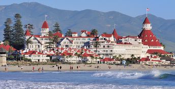 USA, California, Hotel del Coronado, beach