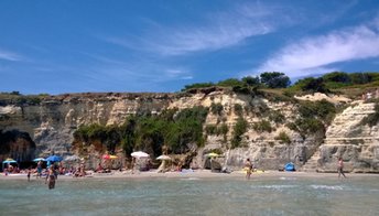 Italy, Apulia, Conca Specchiulla beach