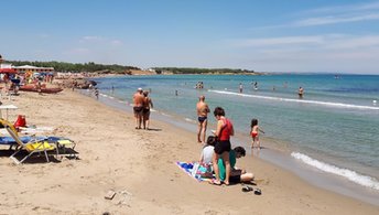 Italy, Apulia, Lido Risorgimento beach