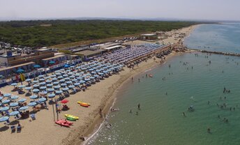 Italy, Apulia, Marina di Chieuti beach, aerial view