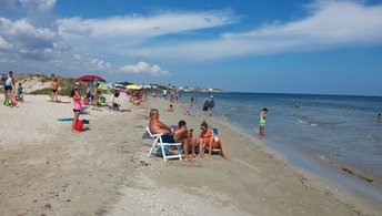 Italy, Apulia, Torre Chianca beach