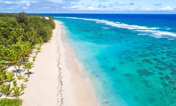 Cook Islands, Rarotonga, Serenity Villas beach, Aiai Manea Apartments