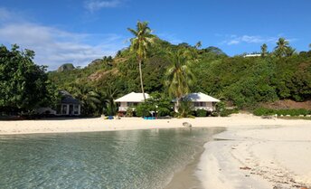 Французская Полинезия, Маупити, Пляж Терейа, небольшой отель