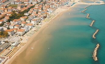 Italy, Abruzzo, Francavilla Al Mare beach, aerial view