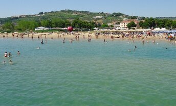 Italy, Abruzzo, Marina di Vasto beach
