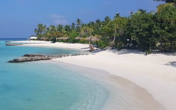 Maldives, Noonu, Orivaru island, beach