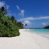 Maldives, Noonu, Sun Siyam Iru Fushi island, white sand