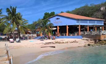 ABC islands, Curacao, Kokomo beach, cafe
