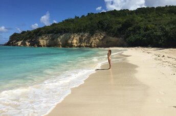 Antigua, Bush Bay beach, water edge