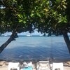 Французская Полинезия, Раиатеа, Пляж Сансет-бич, шезлонги