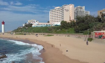 South Africa, Durban, Umhlanga beach, view from pier