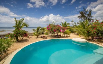 Tanzania, Zanzibar, Asante Sana beach, Milele Villas pool