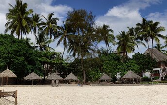 Tanzania, Zanzibar, Marumbi beach, view from water