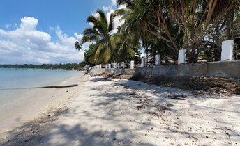 Tanzania, Zanzibar, Mazizini beach, view from south