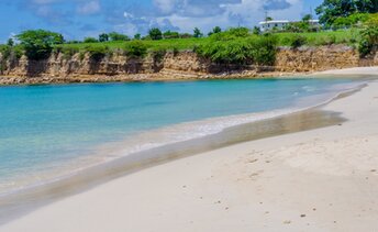 Antigua, Fort James Beach, north