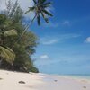 Cook Islands, Rarotonga, Murivai beach, water edge