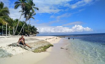 Dominican Republic, Playa Caleta beach, water edge