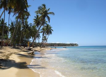 Dominicana, Las Terrenas beach, water edge