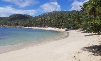Доминикана, Пляж Пунта-Чива, вид на запад