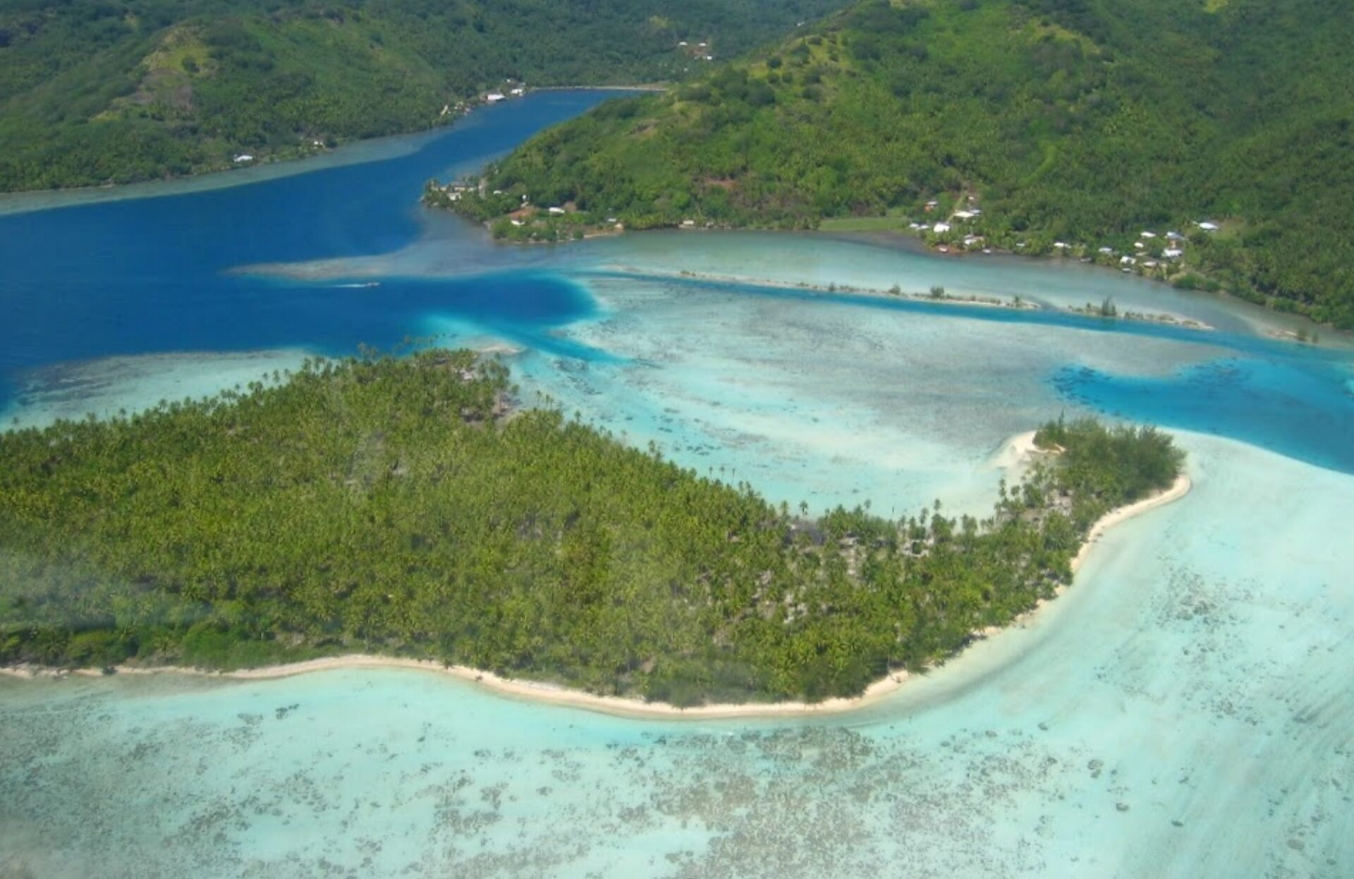 Motu Mahare beach, Huahine, French Polynesia - Ultimate guide (October Motu Mahare beach, Huahine, French Polynesia - Ultimate guide (October