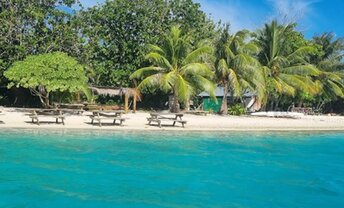 French Polynesia, Huahine, Motu Murimaora, beach, view from water