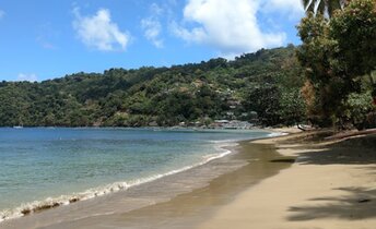 Tobago, Charlotteville beach, wet sand