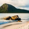 Antigua, Hansons Bay beach, rocks