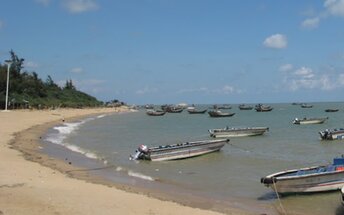 Китай, Пляж Саниангван, лодки