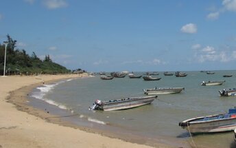 China, Saniangwan beach, boats