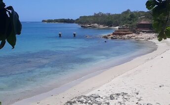 Dominicana, Playa El Castillo beach, reef