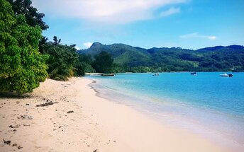 Seychelles, Mahe, Anse A La Mouche beach, view to south