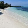 Maldives, Addu Seenu, Addu City beach, white sand