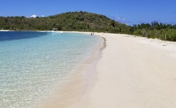 Puerto Rico, Vieques, Icacos beach, white sand