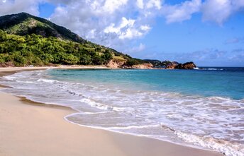 Antigua, Rendezvous Bay beach, water edge