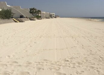 Пляж Дюррат-Эль-Бахрейн