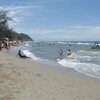 Honduras, El Triunfo de La Cruz beach, wet sand