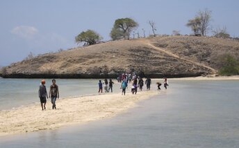 Indonesia, Sumbawa, Lariti beach