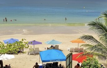 Trinidad, Las Cuevas beach