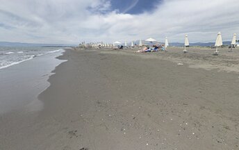 Albania, Tale beach, wet sand