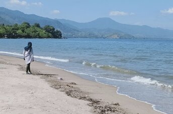 Indonesia, Lesser Sunda, Sumbawa, Baba Wadu beach