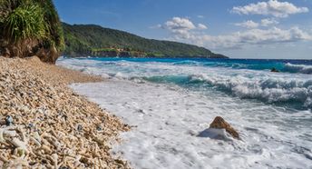 Christmas Island, Ethel beach, pebble