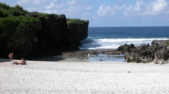 Christmas Island, Lily beach