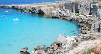 Italy, Sicily, Cala Rossa beach