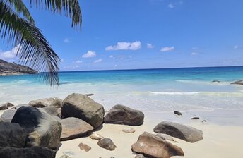 Seychelles, Silhouette, Anse Mondon beach